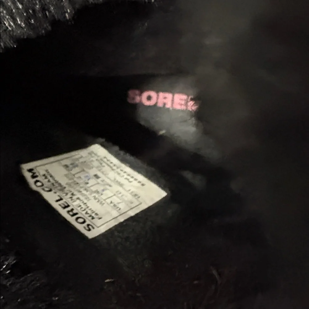 Sorel Trivoli ll  Black and Pink Winter Boots Size 7